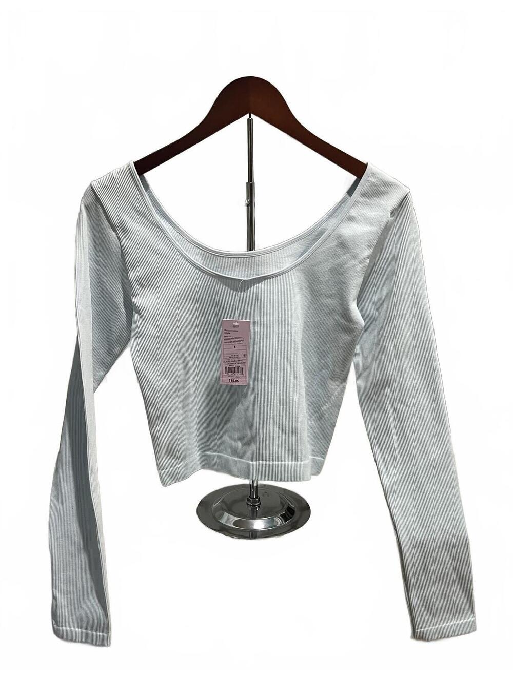 Wild Fable Women's Long Sleeve Crop Top in Size Large,  BLUE